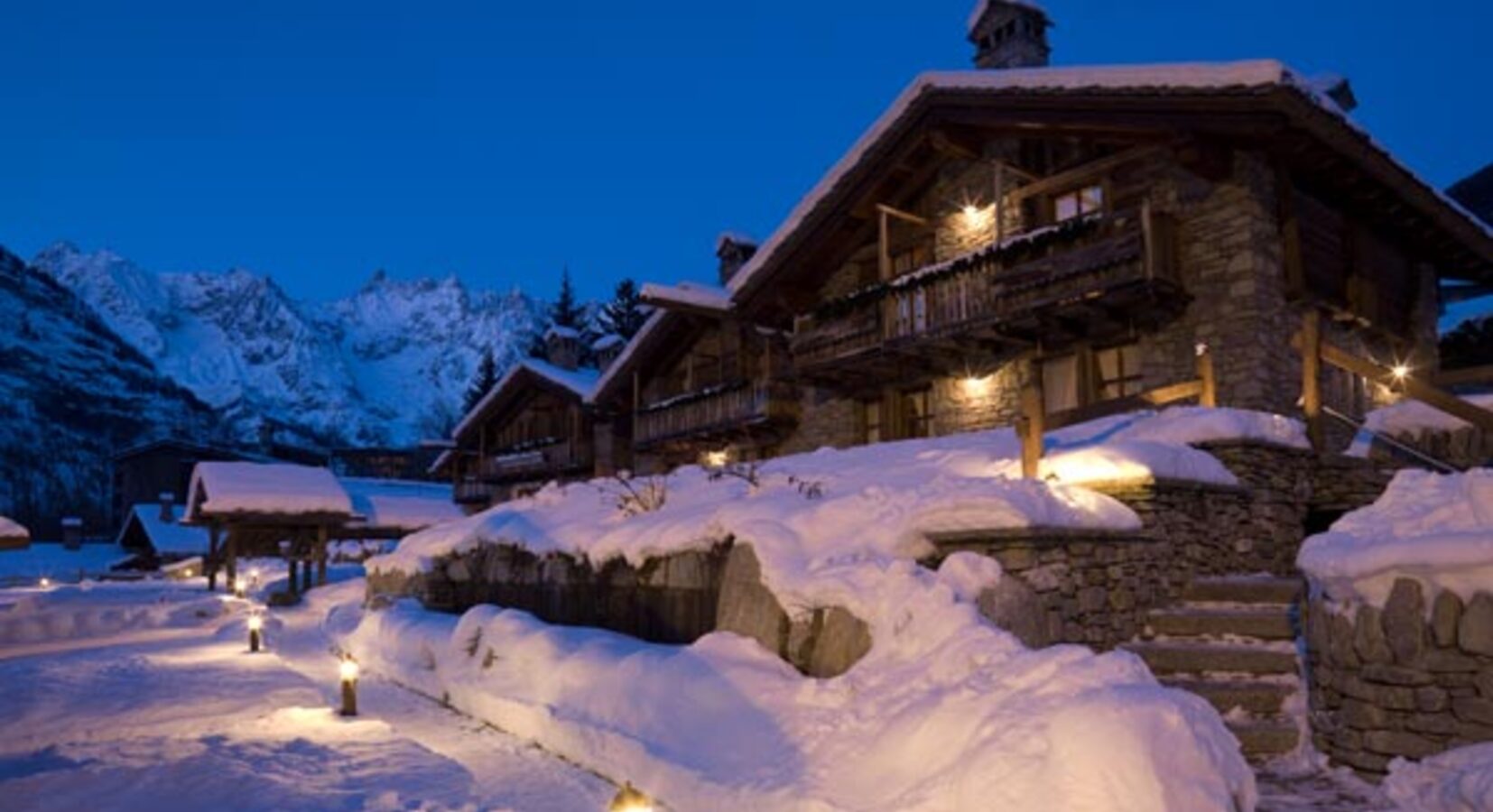 Au Coeur Des Neiges Resort