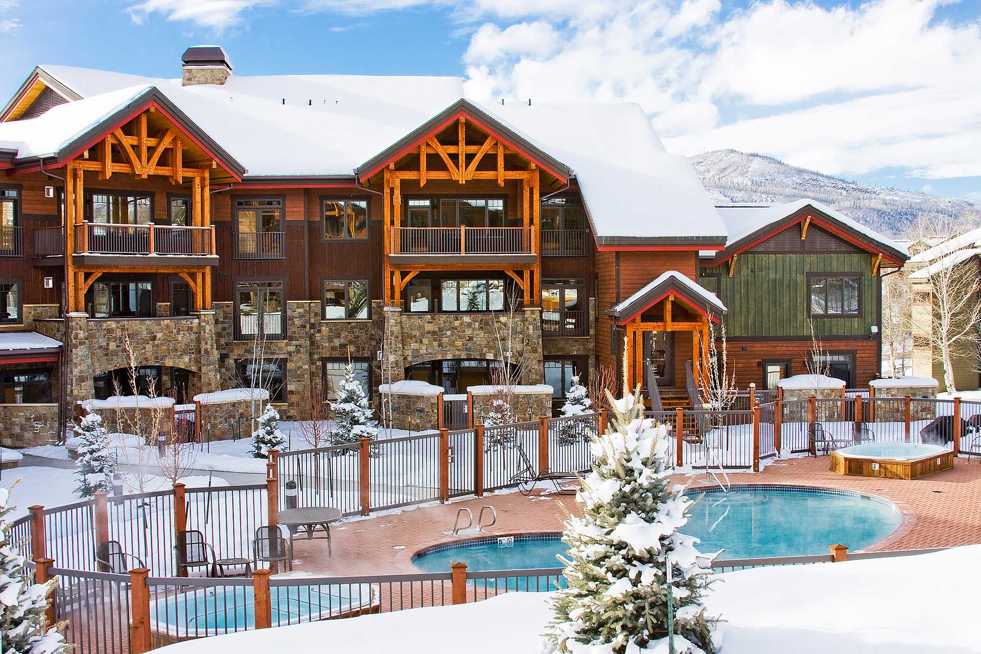 Bear Lodge