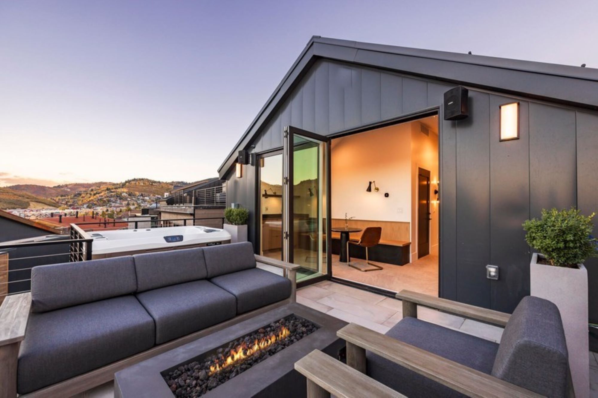 Slopeside Modern