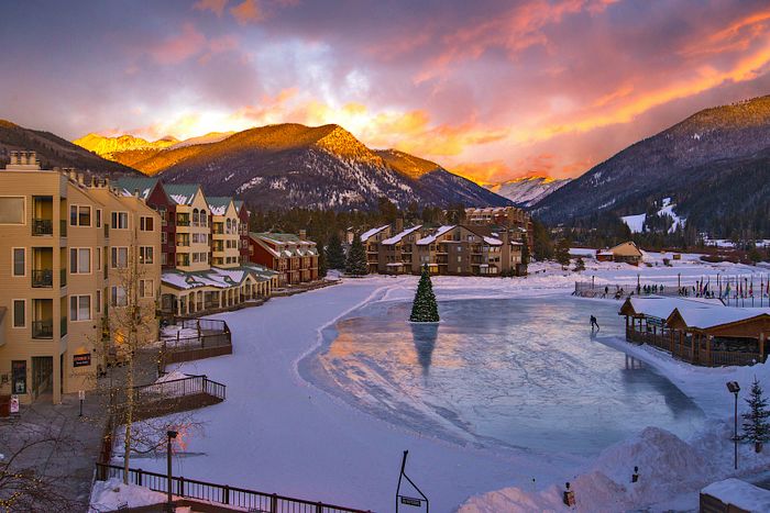 Lakeside Village Condos