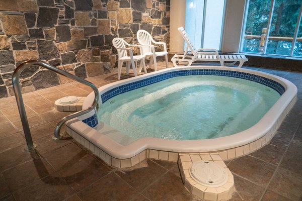 Rundlestone Lodge