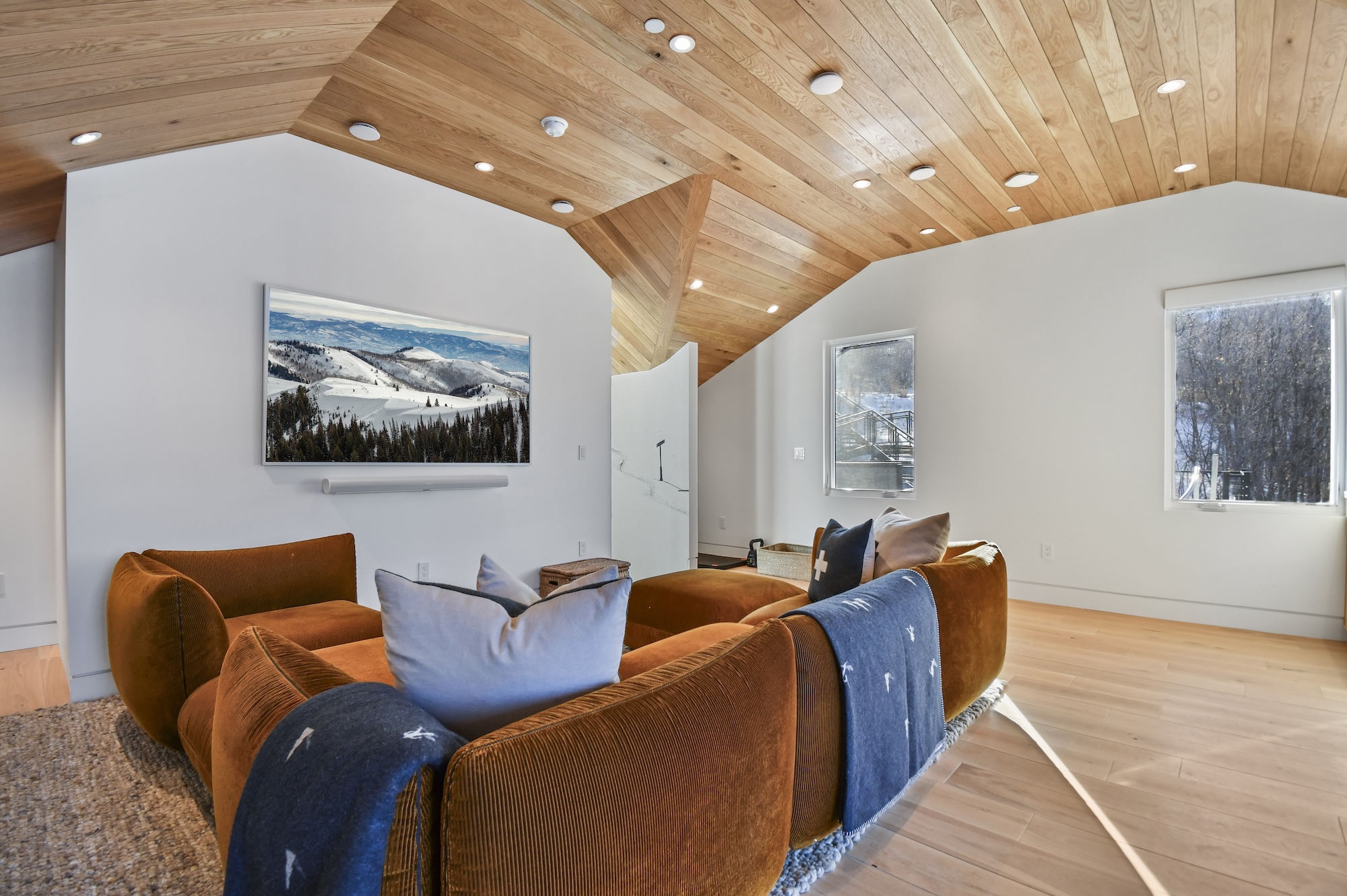 Japandi Slopeside Retreat