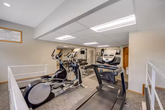 Pine Ridge Condominiums