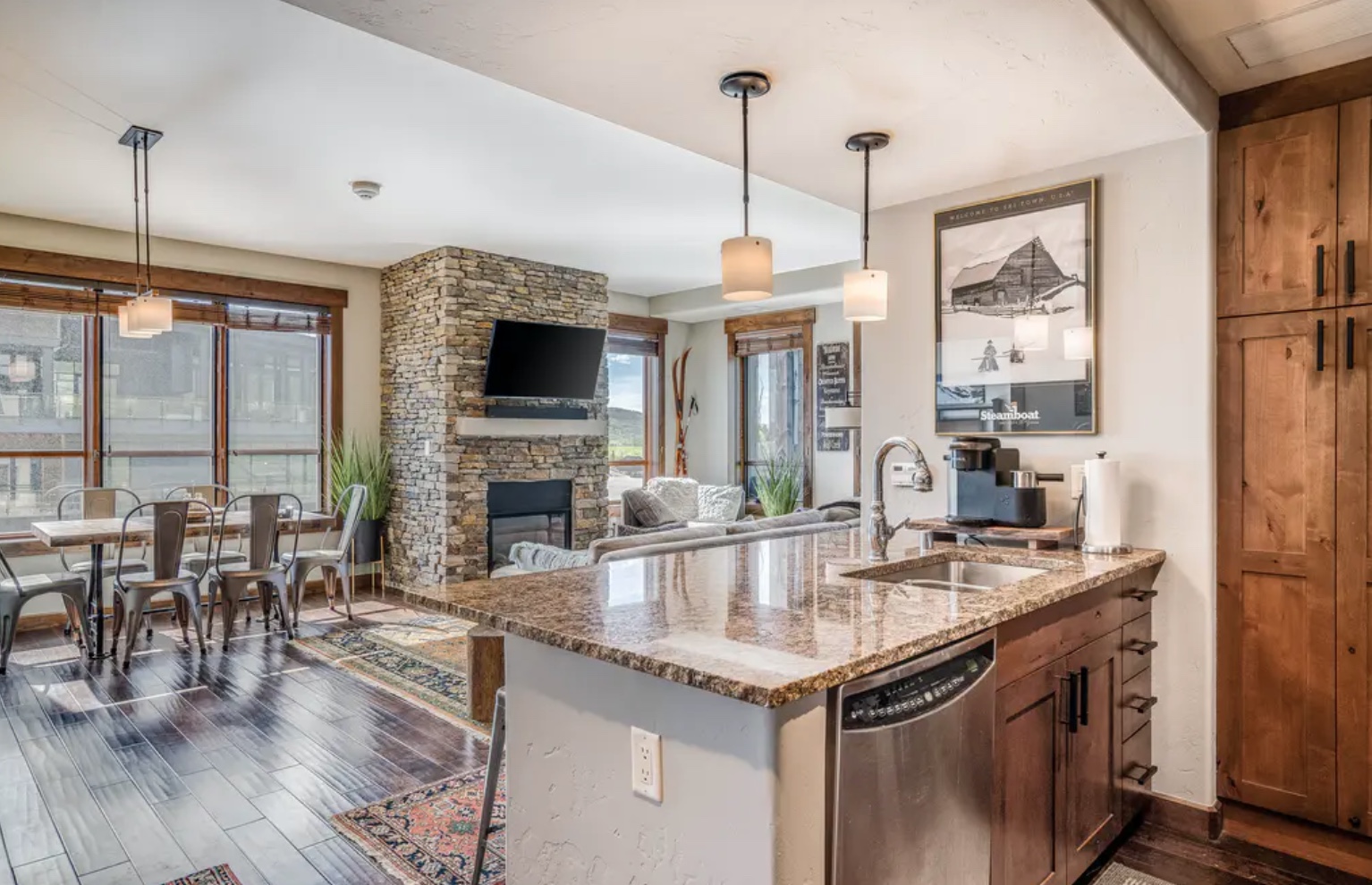 Trailhead Lodge