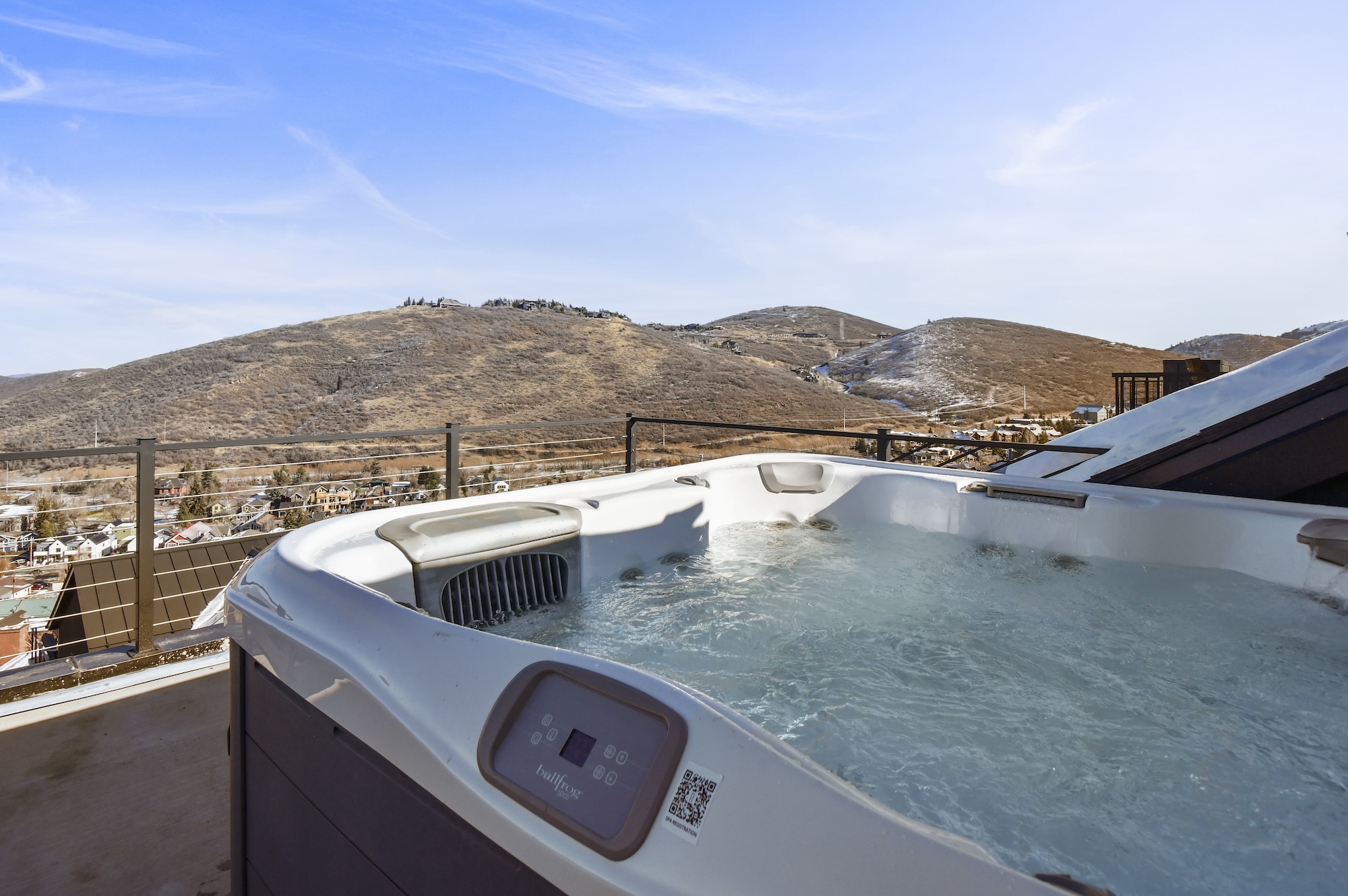 Japandi Slopeside Retreat