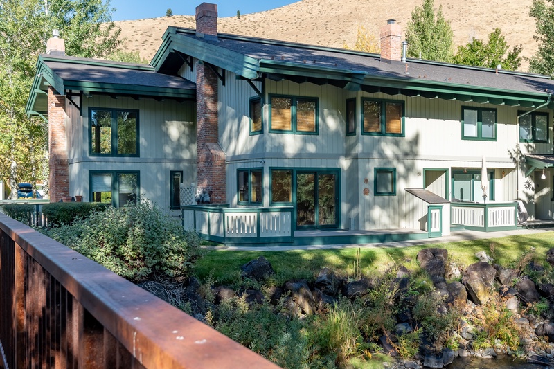 Prospector Condos