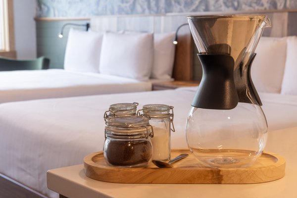 Hotel Canoe and Suites