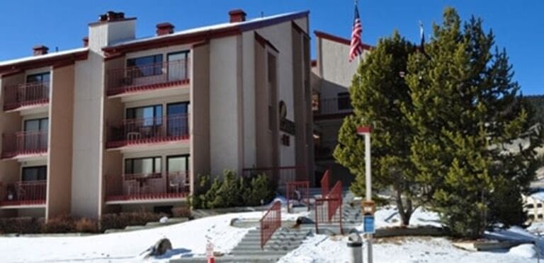 Save up to 25% on lodging