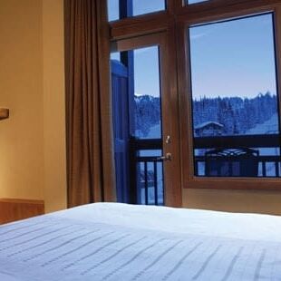 Sunshine Mountain Lodge