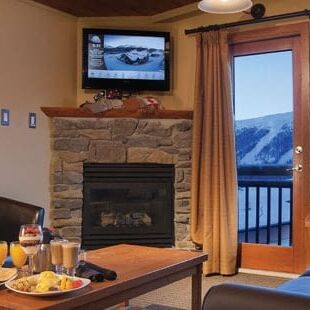 Sunshine Mountain Lodge