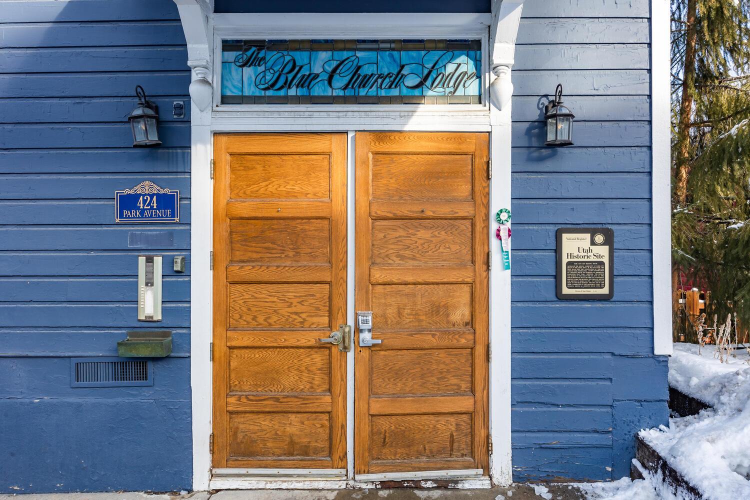 Blue Church Lodge