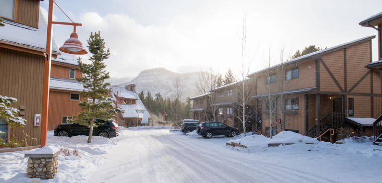 Save up to 25% on lodging