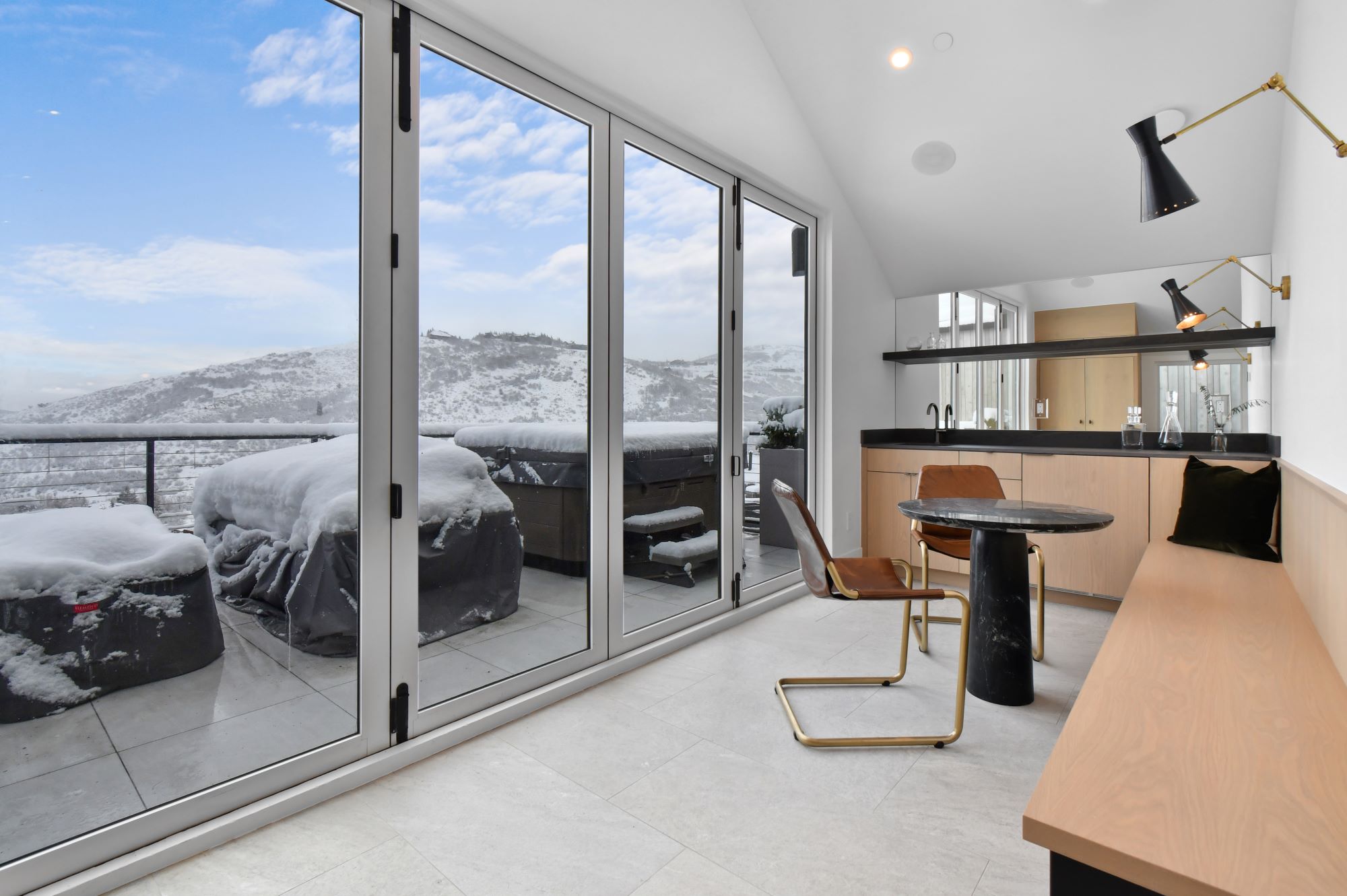 Slopeside Modern