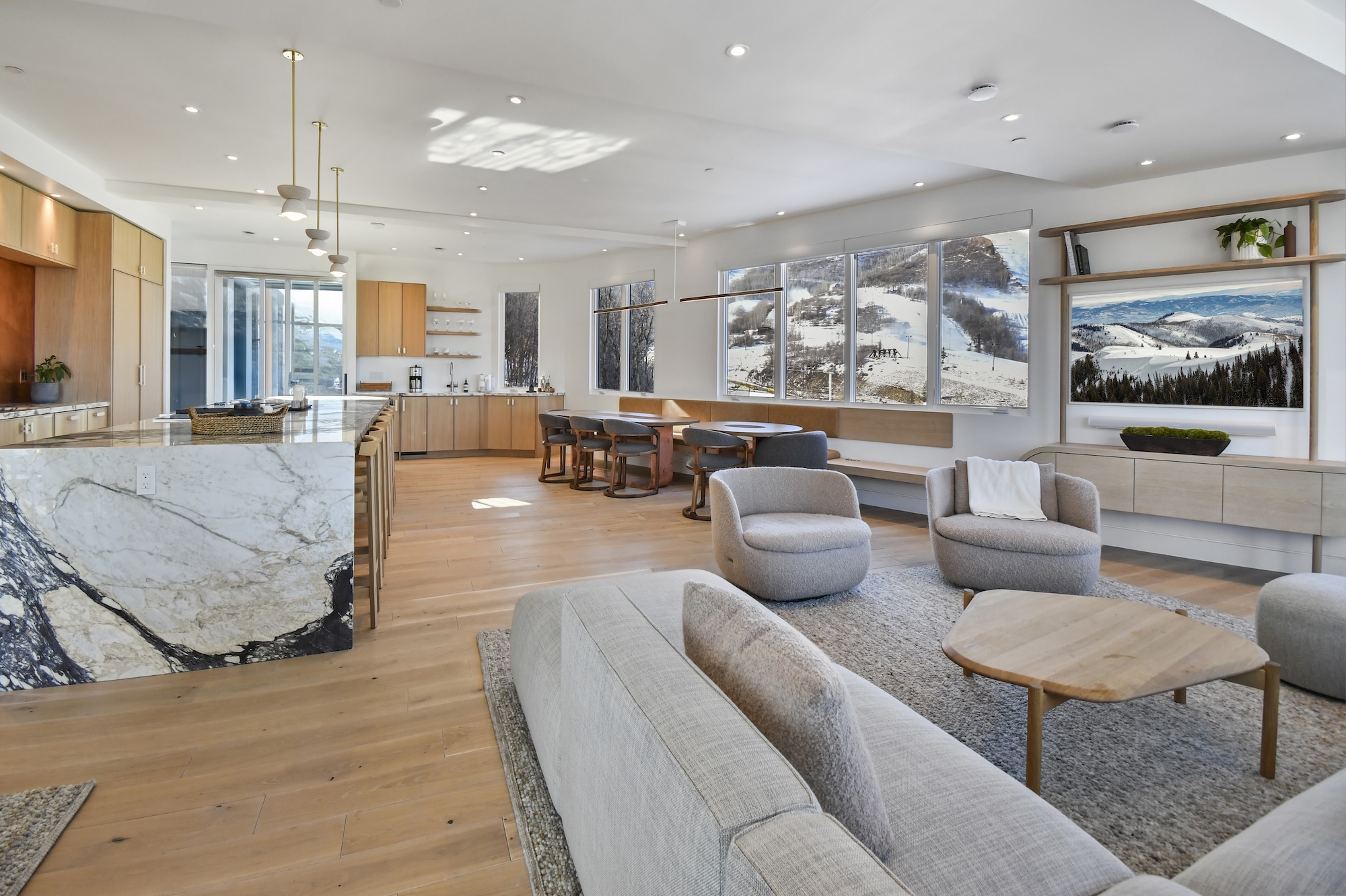 Japandi Slopeside Retreat