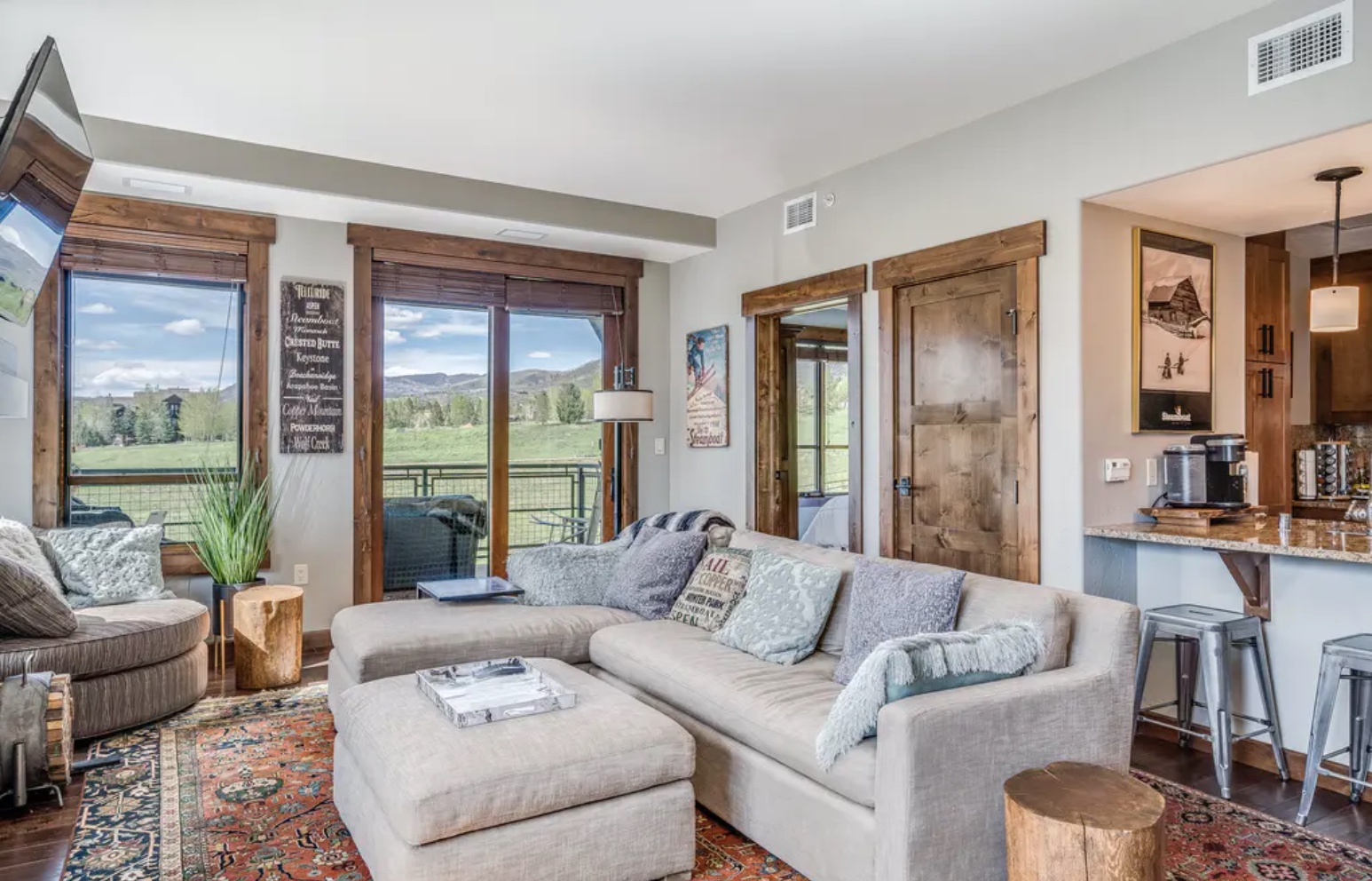 Trailhead Lodge