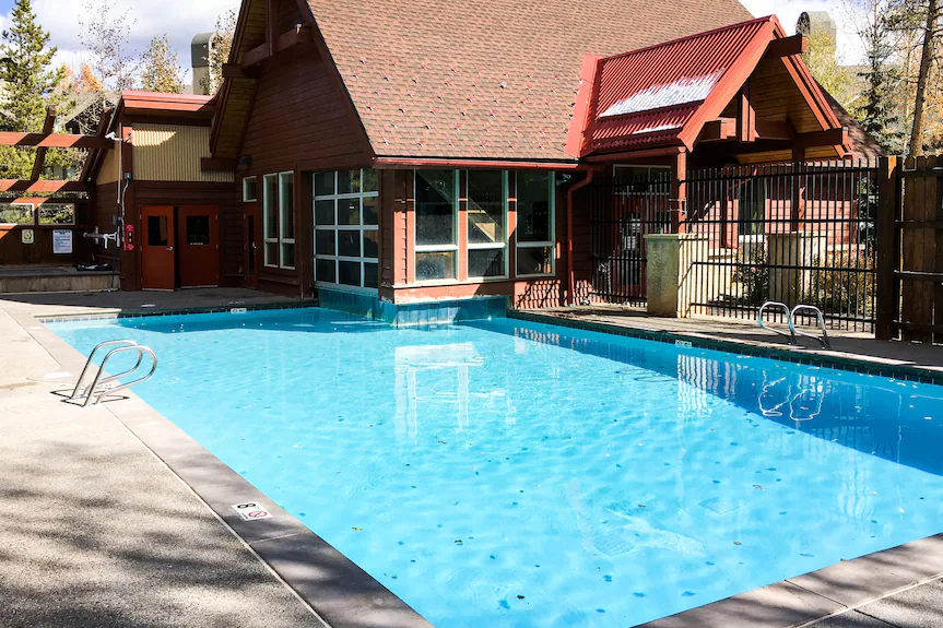 Pine Ridge Condominiums