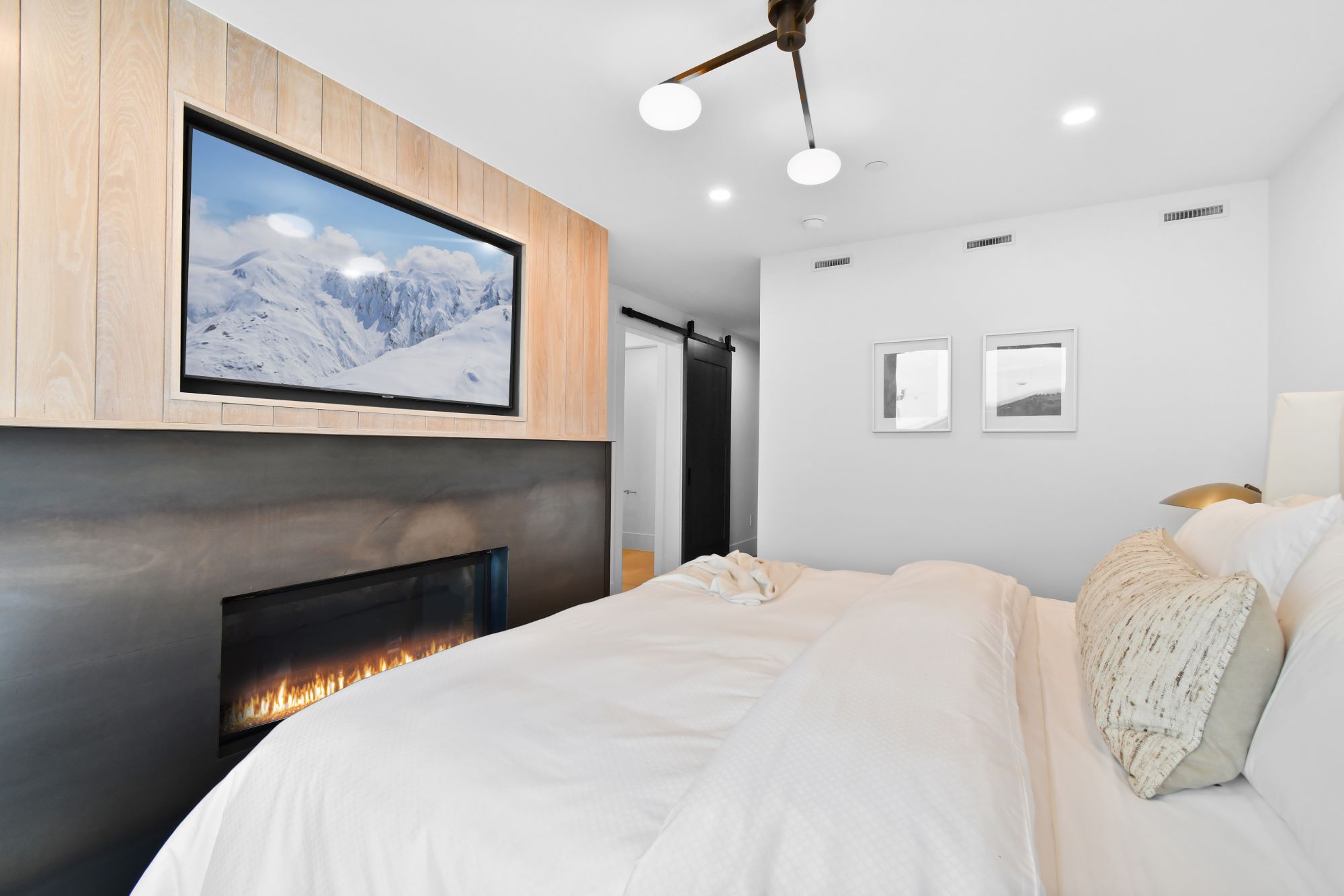 Slopeside Modern