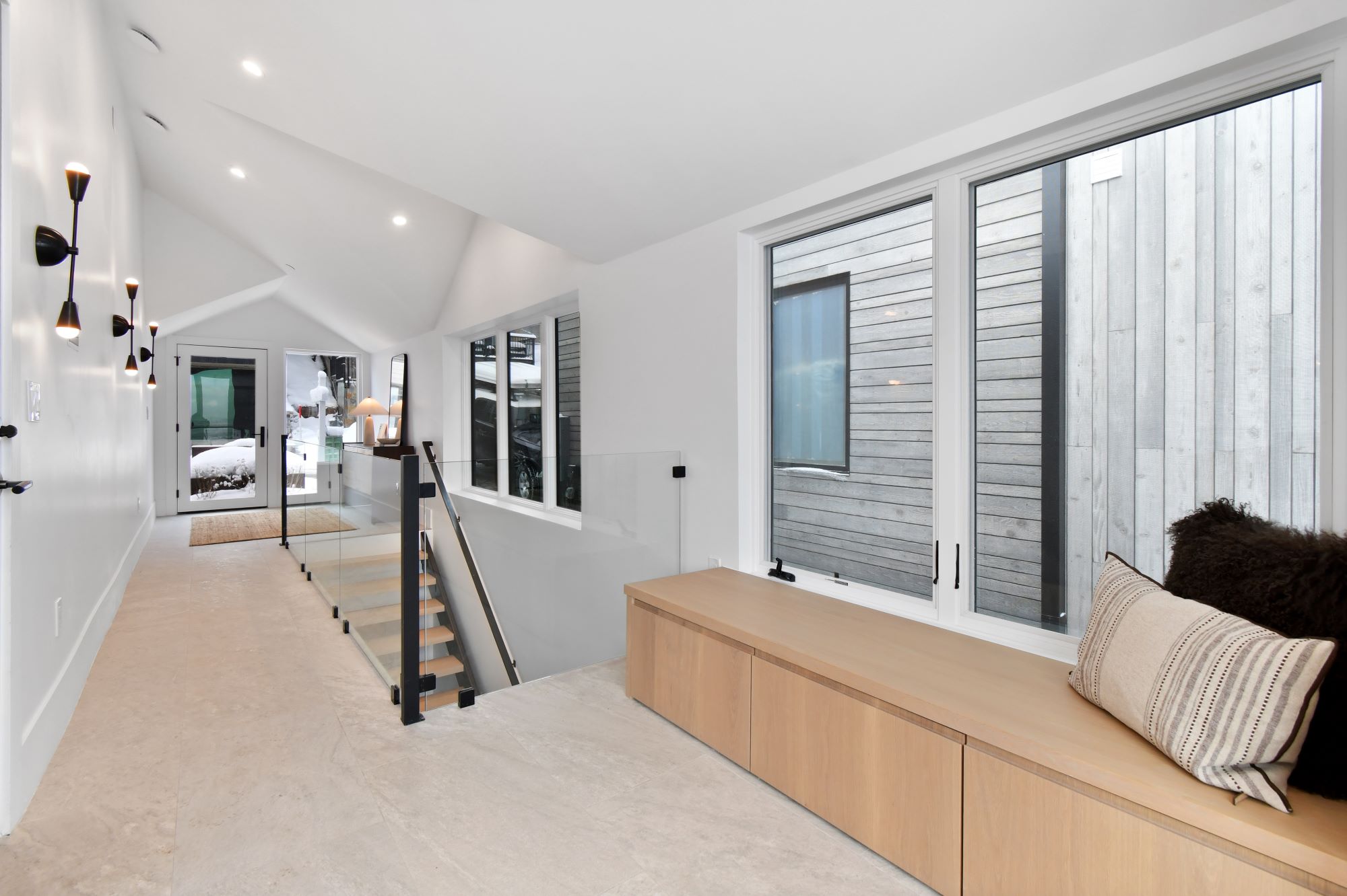 Slopeside Modern