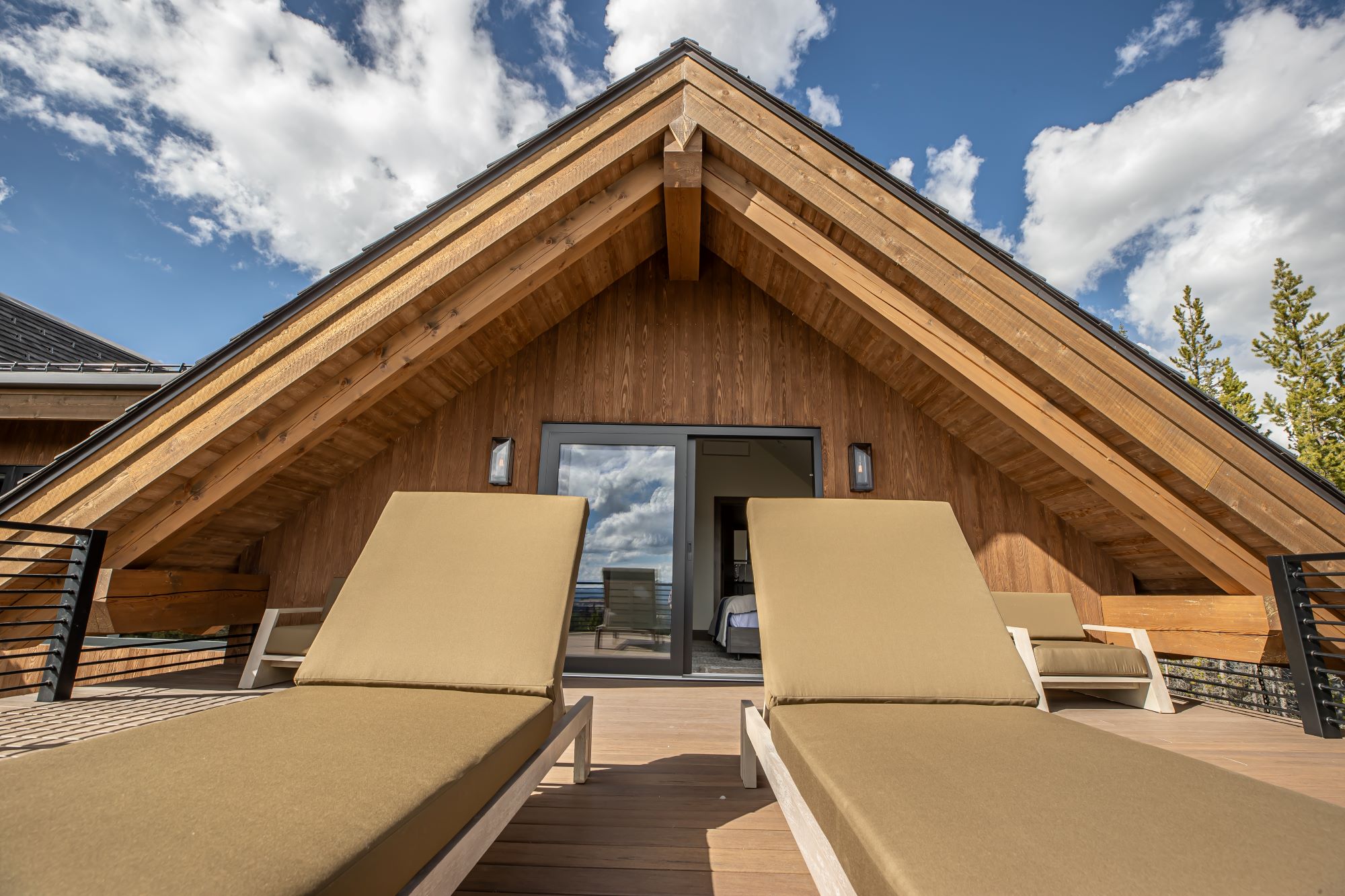 Skylark Chalet