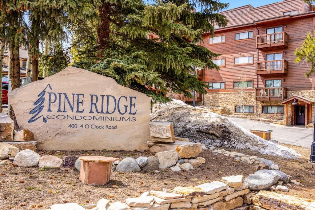 Pine Ridge Condominiums