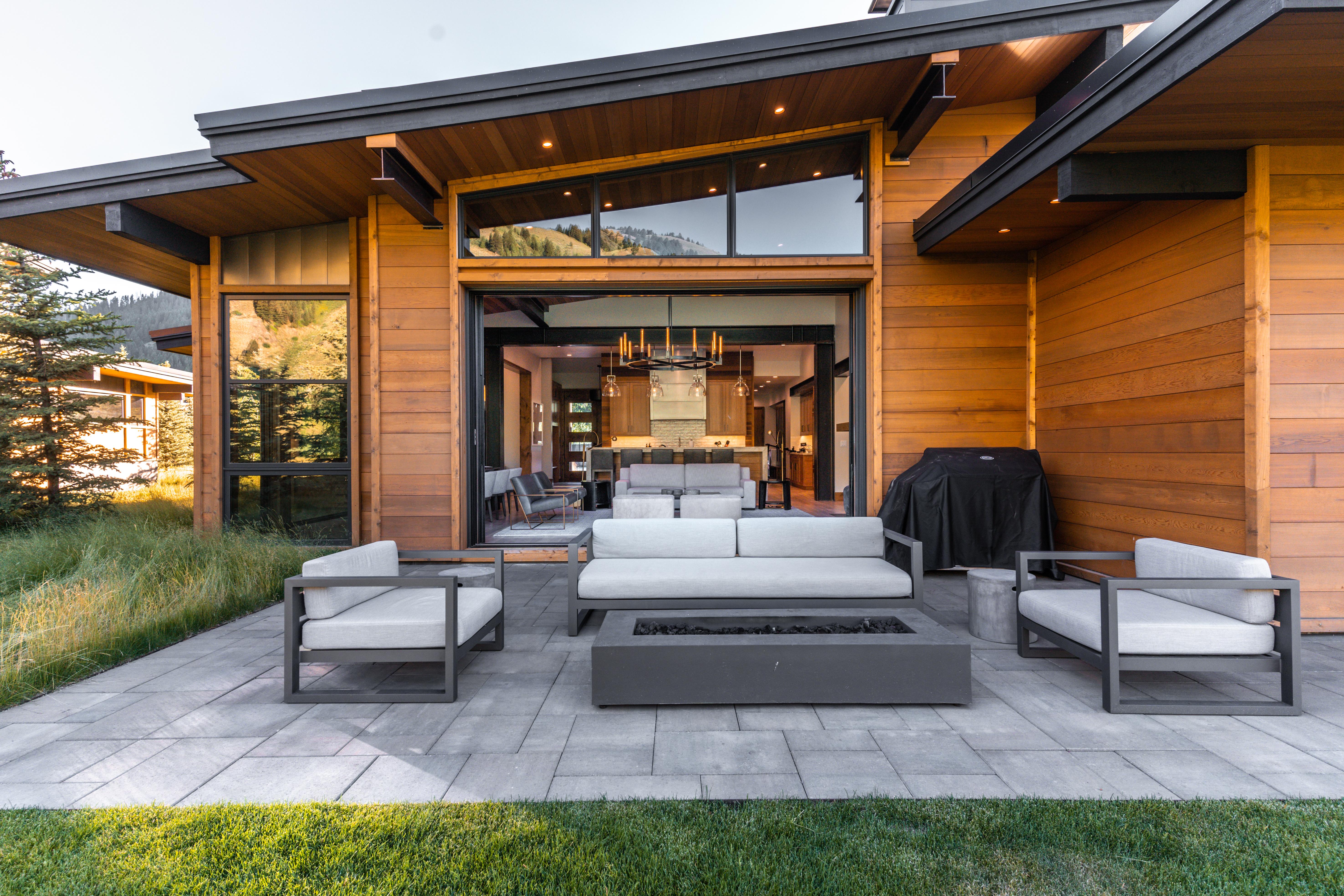 Caddis Cabin